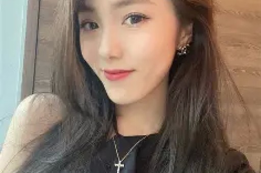 渣男和渣女在一起会幸福吗幸福不不知道即然一个是渣男一个是渣女那就让他们锁死这样其他人也不会被祸害了通过生活的洗礼也许他们会做出改变从此变为正常人过正常的生活也是可能的。